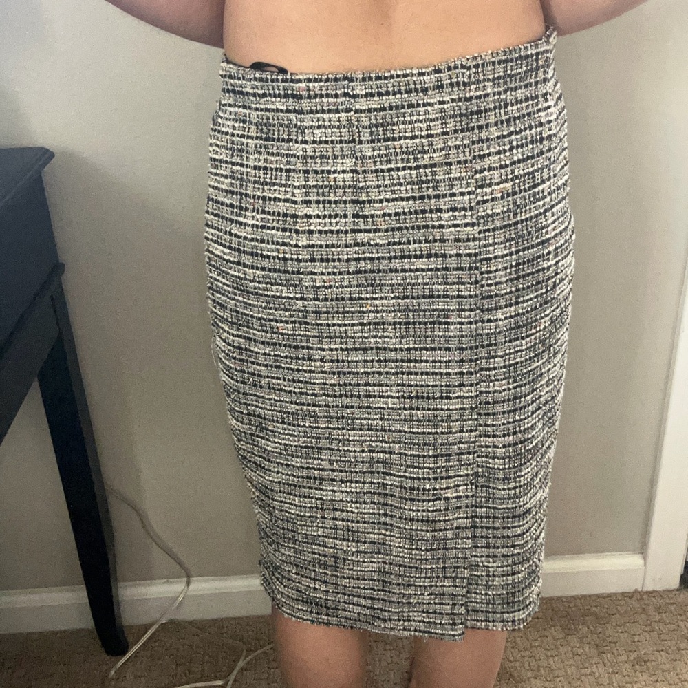 Amanda & Chelsea Black and White Pencil Skirt
